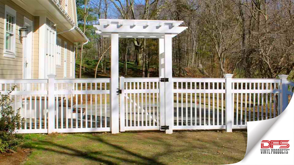 pool-vinyl-fence-clearbrook-white_1